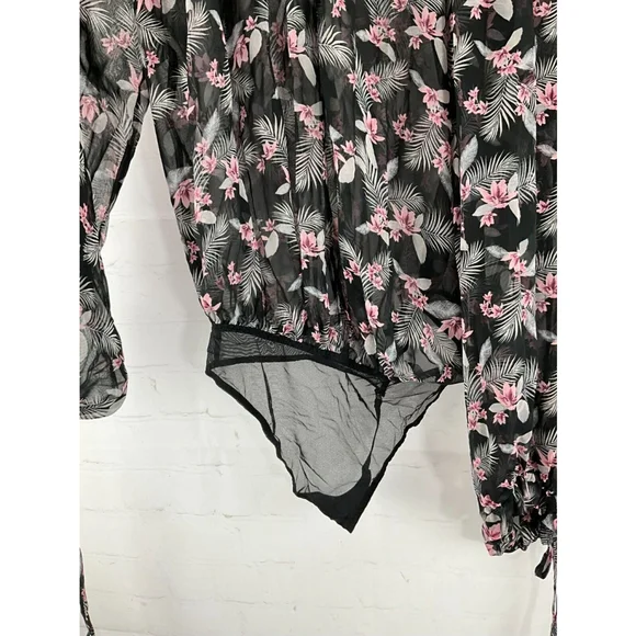 Women’s Victoria’s Secret Floral Sheer Long Sleeve Bodysuit Top Size XS Black - Picture 3 of 3